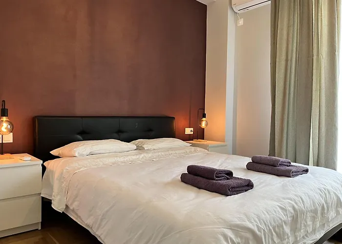 Deseo 2 Apartments